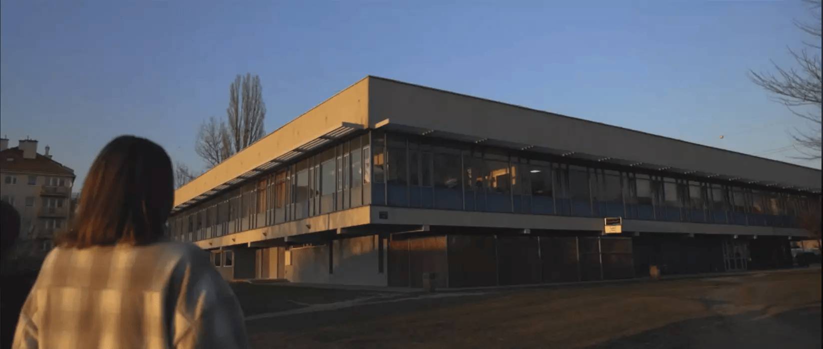 Budynek w którym mieści się studio kwadrat.